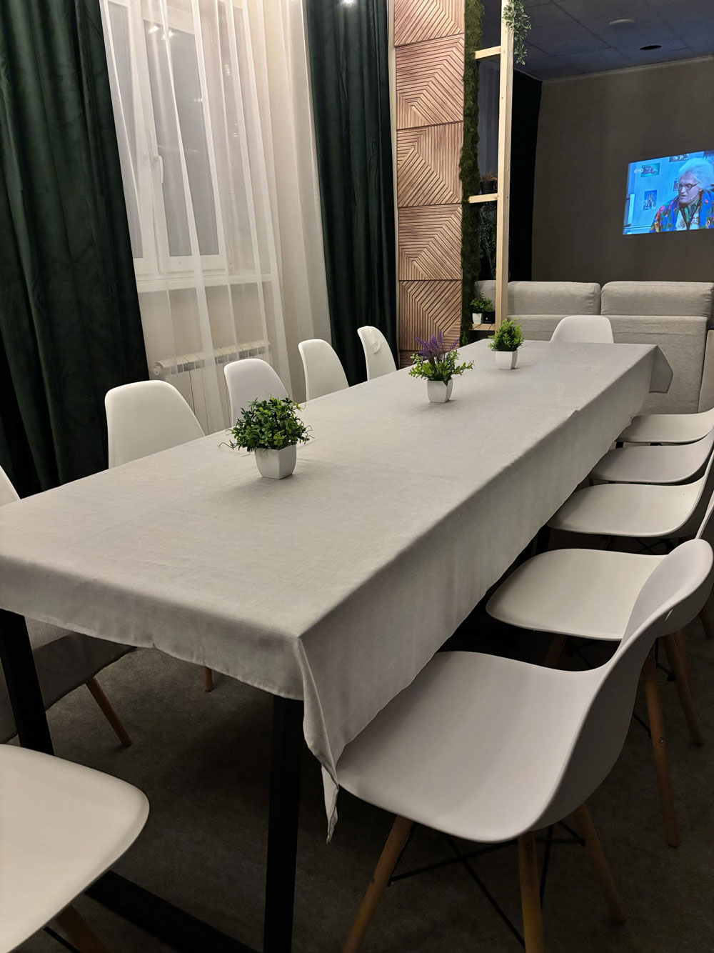 Уютная студия семейных праздников в Обнинске — интерьер — фото 4